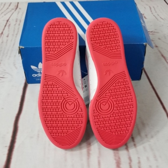 Adidas Women's Originals Continental 80 Casual Shoes - Picture 11 of 13